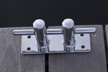 3210019 ss304doublecrossbollard4kopie