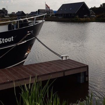 3x slm550   steigerlamp   bolder en verlichting   steiger   jacht   schip   boot   aanmeren   afmeren 1