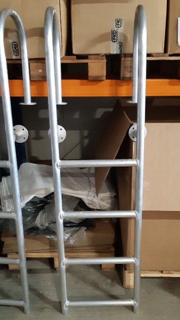 Aluminiumtrap4tredenrondetredenbuis2025 0