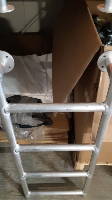 Aluminiumtrap4tredenrondetredenbuis2025