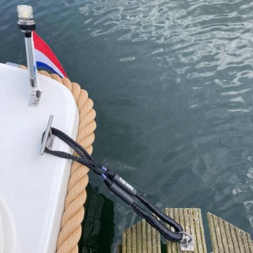 Flex rope flexibele landvast met lus   aanmeren   afmeren   boot sloep plezierjacht   steiger
