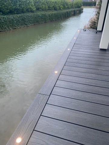 Inbouwspotjes   vlonderverlichting   vlonder terras verlichting   ledlampjes   terrasplanken   vlonderlampen   terrasverlichting