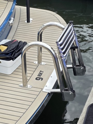 Klaptrapzwemtrapinklapbaartelescopischervs316steigertrapopklapbarezwemladderachterdekzwemplateausloepyacht