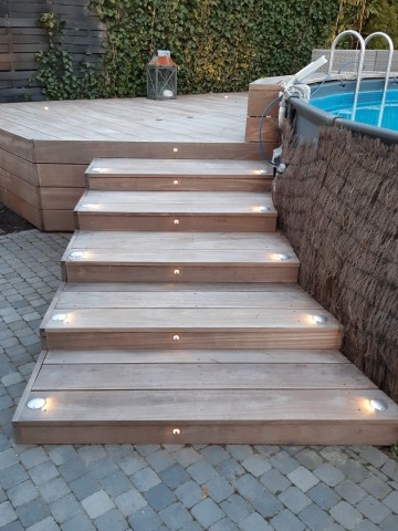 Opbouwspotjes vlonder 1   trapverlichting   vlonder   trap   vlonderlampjes   led   harthout   verlichting trap tuin