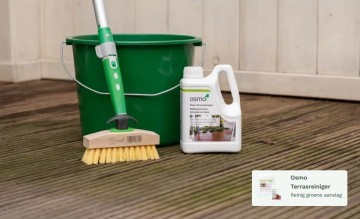 Osmo terras reiniger   vlonder schoonmaken borstel met renigingsgel   osmo borstel   vieze vlonder   schrobben 0