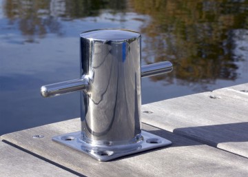 Rvs bolder   rvsbolder   bolder 60mm   kleine bolder   afmeren boot en sloep   penbolder   kruisbolder   bollard stainless steel