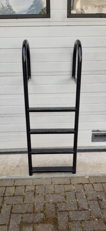 Rvs zwemtrap zwart   speciaal   steiger trap   zwem ladder   geborstelde buis   4 treden   beschoeiing   schoeiing   damwand