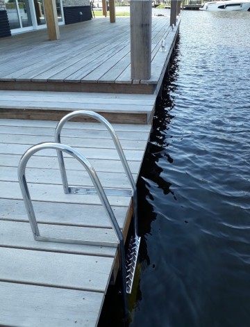 Rvs304zwemtrap4of5tredensteigeraanlegsteigervastetredenfriesland