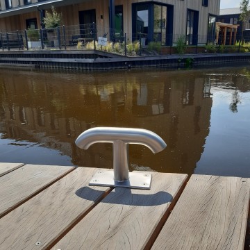 Slm350   de krijgsman muiden   rvs bolder verlichting  wonen aan het water   tuin aan het water   vlonder   steiger   tuinverlichting