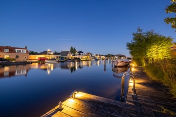 Steigervelichting sloep slm150 bolderlampen ringvaart avond