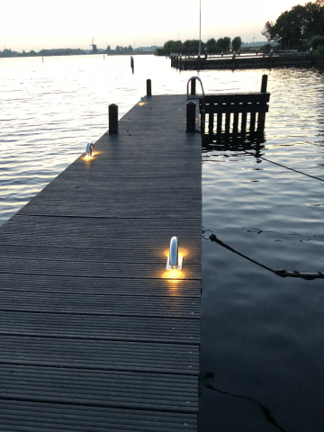 Steigerverlichting   steigerlamp slm250   verlichting op aanlegsteiger   vlonder   bolder   verlichting   led   rvs   braassem   kaag 2